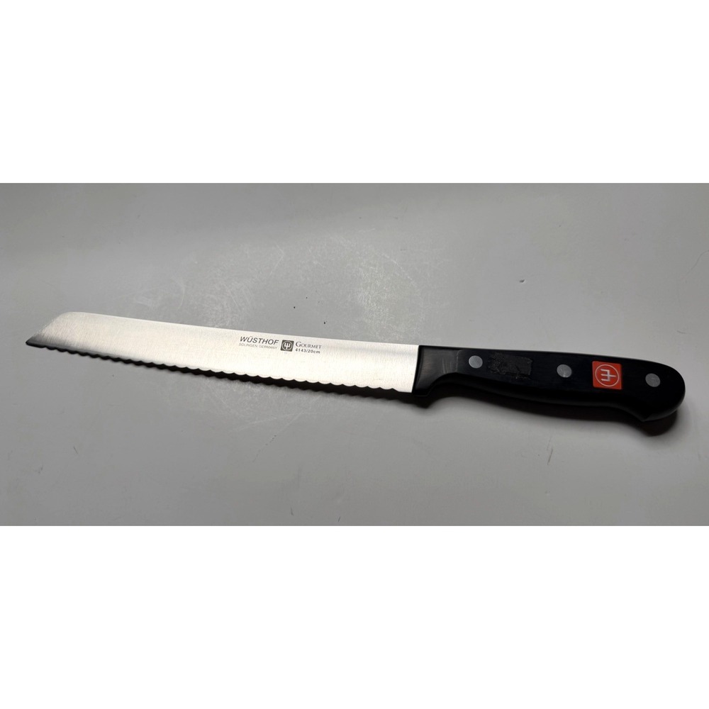 Wusthof Gourmet 8" Serrated Bread Knife Slicing Bread Factory Sharp!